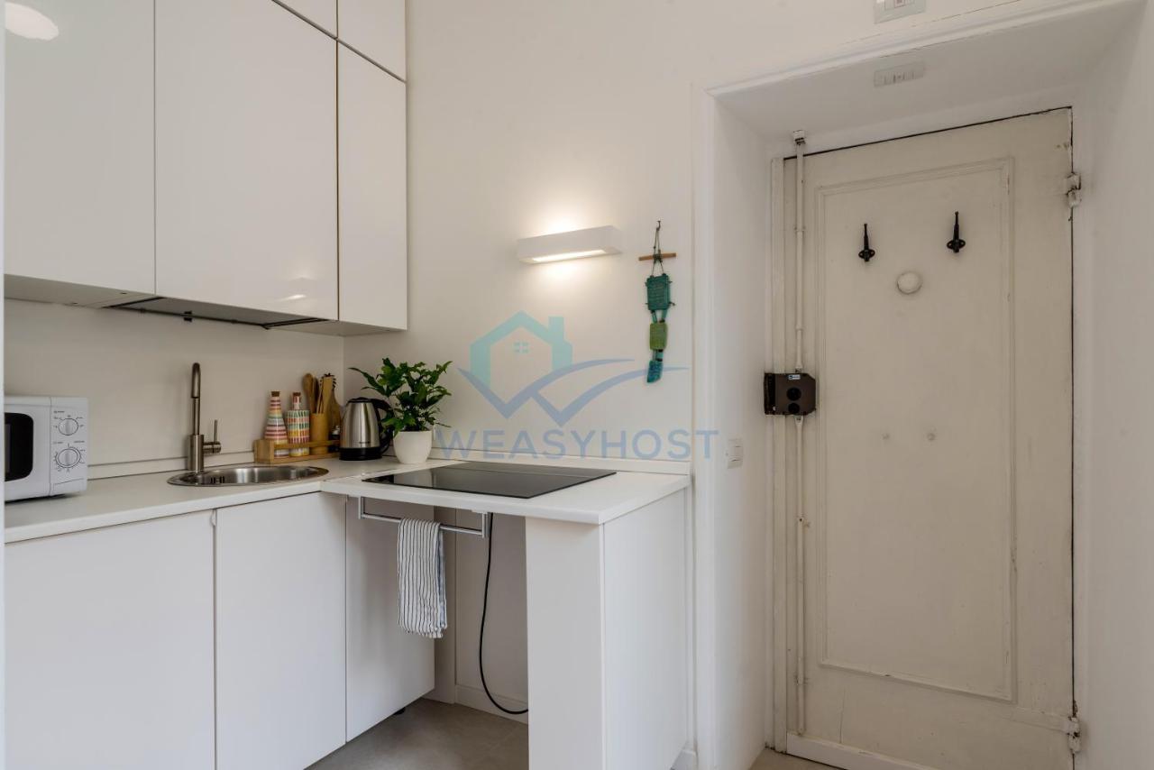 The New St. Peter's Little Stone Apartment Rom