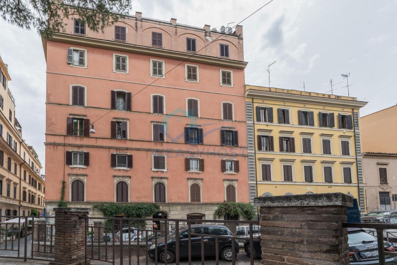 The New St. Peter's Little Stone Apartment Rom