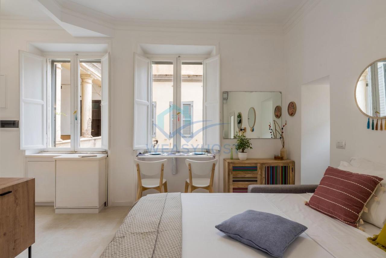 The New St. Peter's Little Stone Apartment *